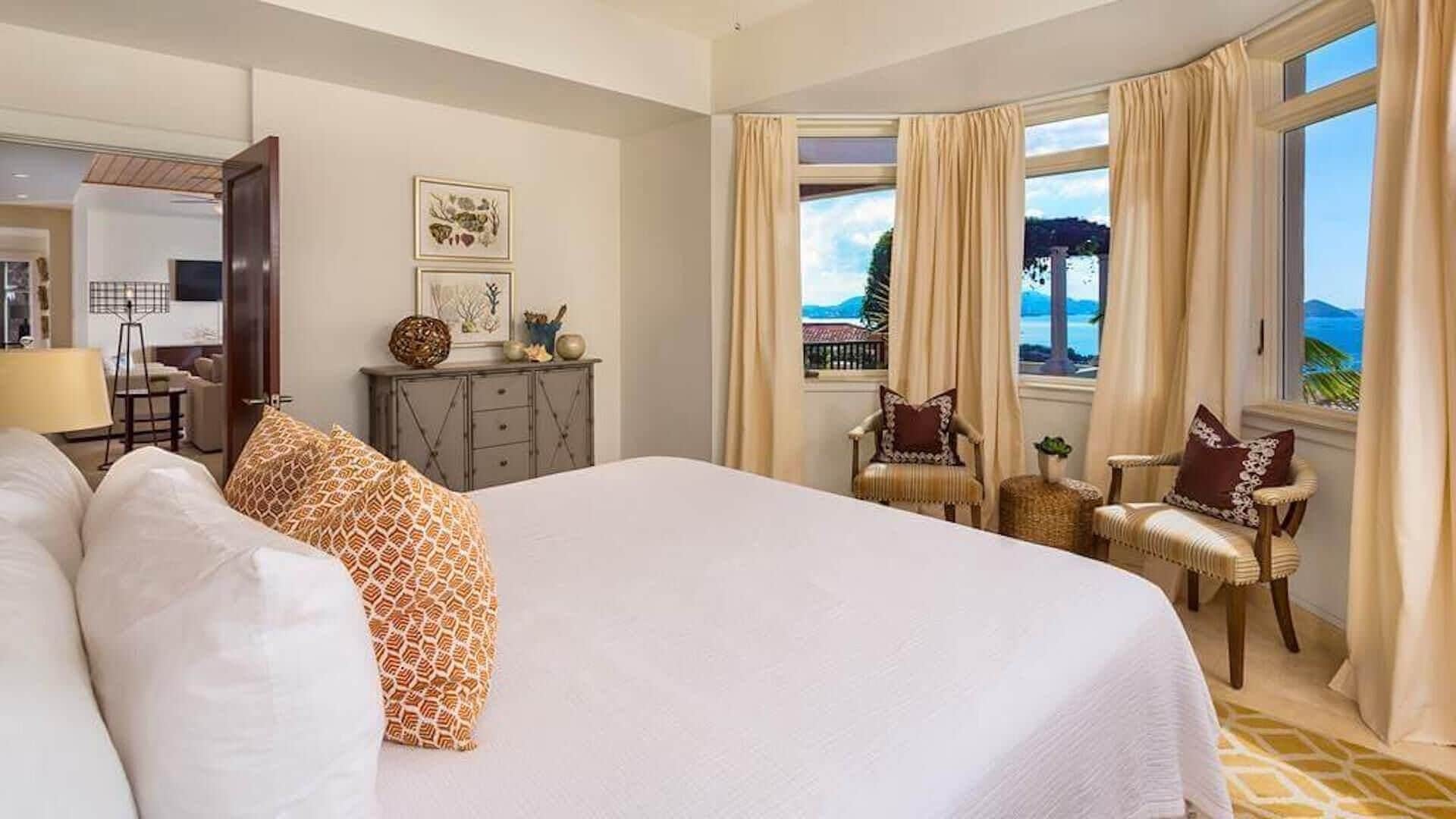 Inquir, Villa, 1 Queen and 2 King Beds