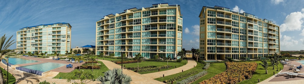 Blue Residences Aruba 4/83