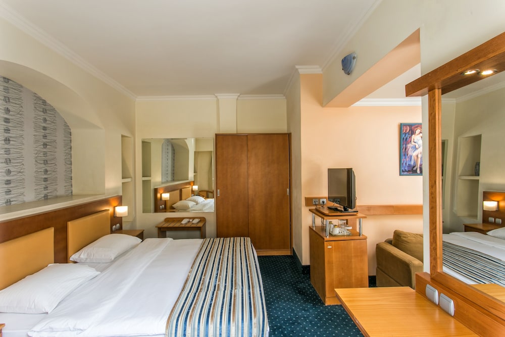 Athens Cypria Hotel 20/47