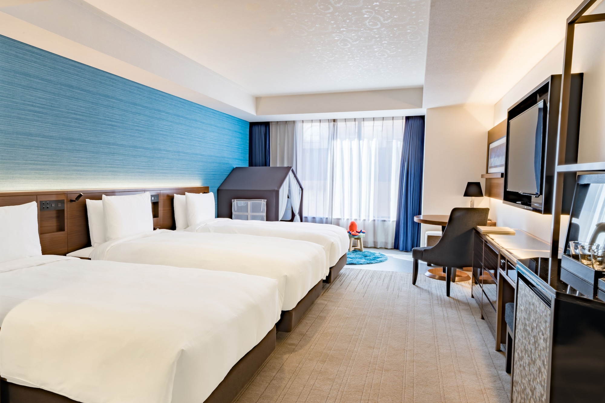 ROOM, 3 BEDS, KIDS FRIENDLY
