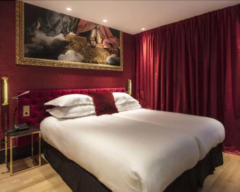 Hotel Eiffel Petit Louvre 37/63