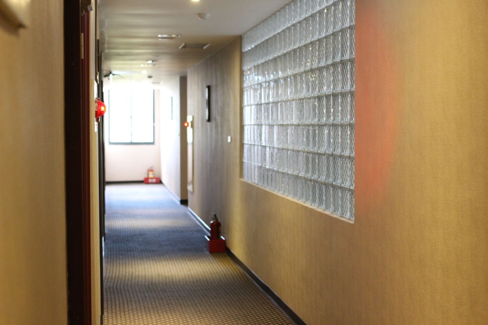 Home Full Hotel 28/43