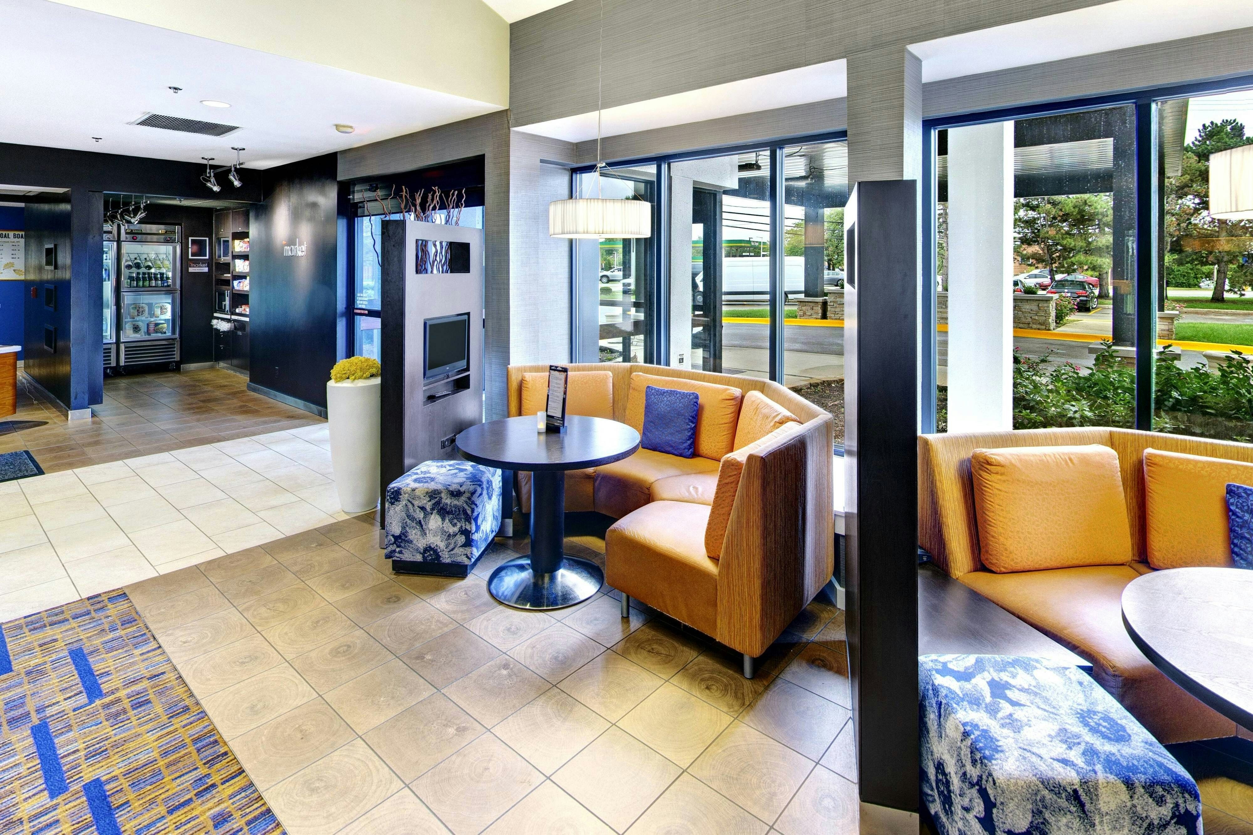 Courtyard By Marriott Chicago Glenview Northbrook 10/19