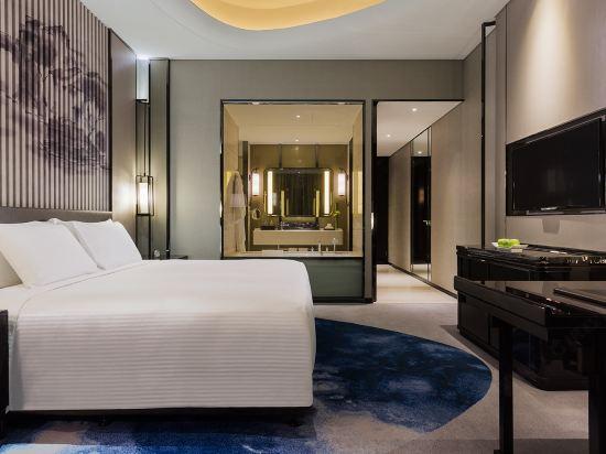 Superior, Deluxe, Leisure, Double Bed, Bathtub