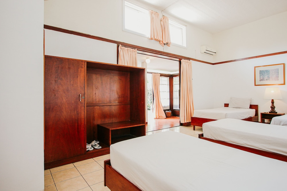 Hotel Bumi Asih 21/64
