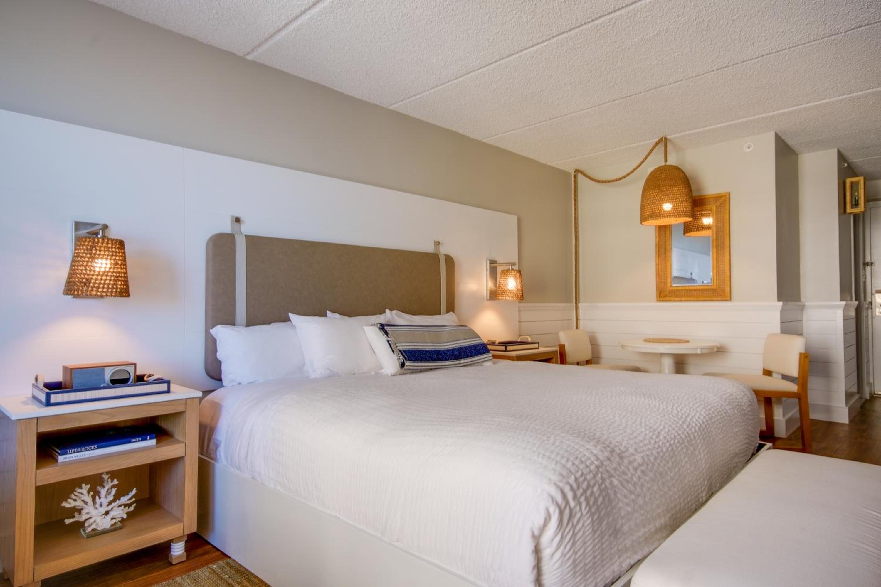 Cabana, Suite