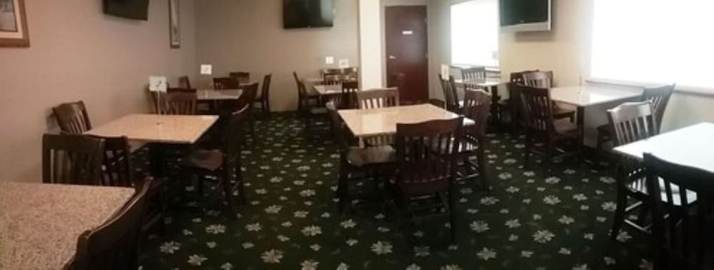 Ashley Inn of Tillamook 20/26