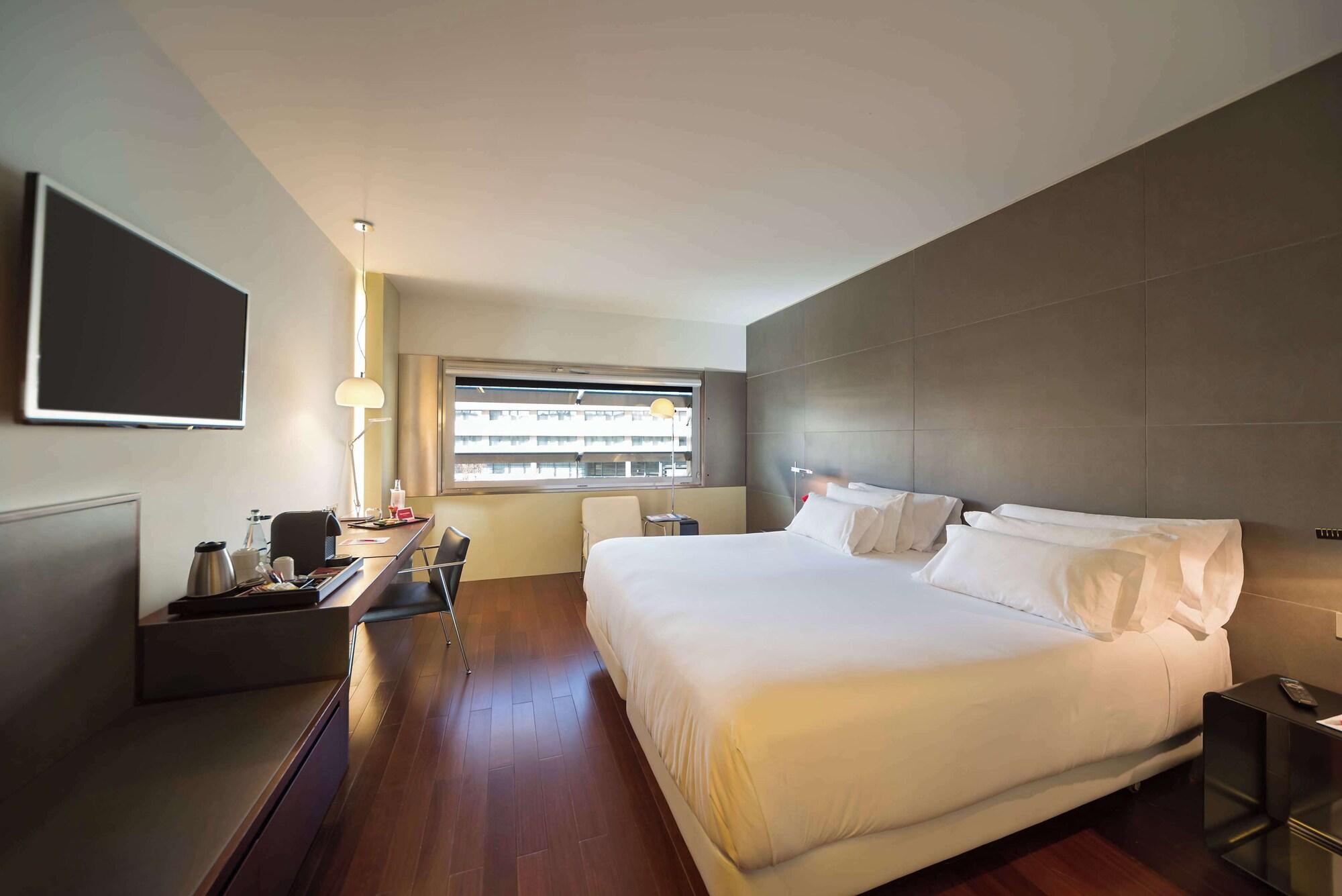 Adjoining, Family, with Extra Bed، NH Collection Barcelona Constanza 2/3