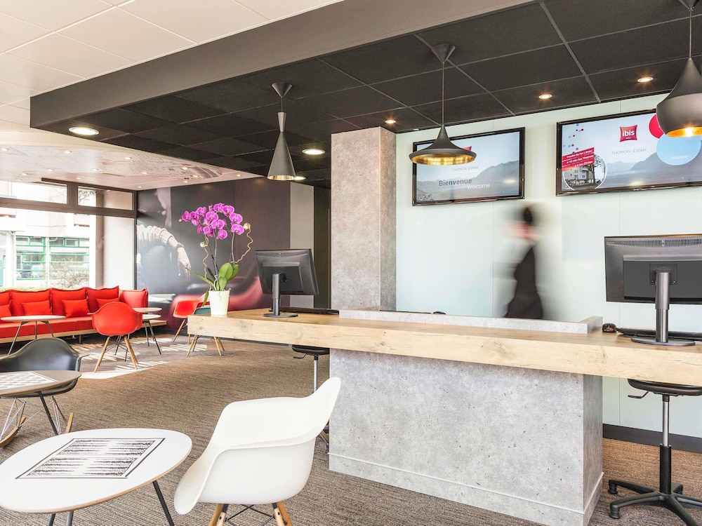 lobby