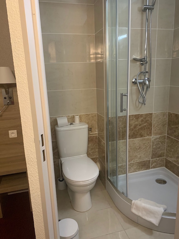 Hotel the Originals Nimes Costieres 9/60