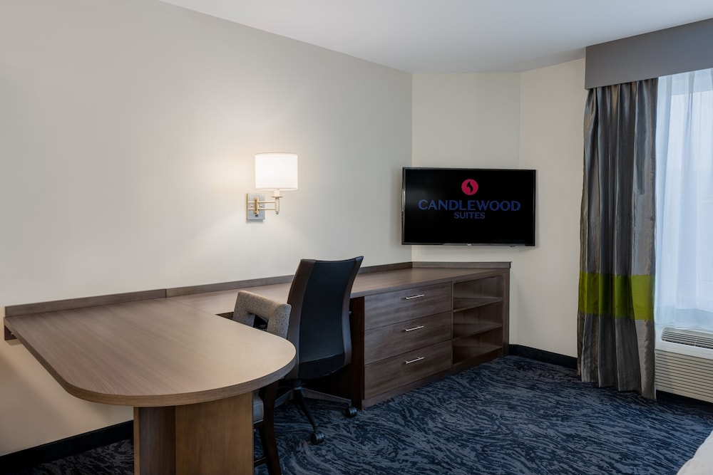 Candlewood Suites Cookeville 35/53