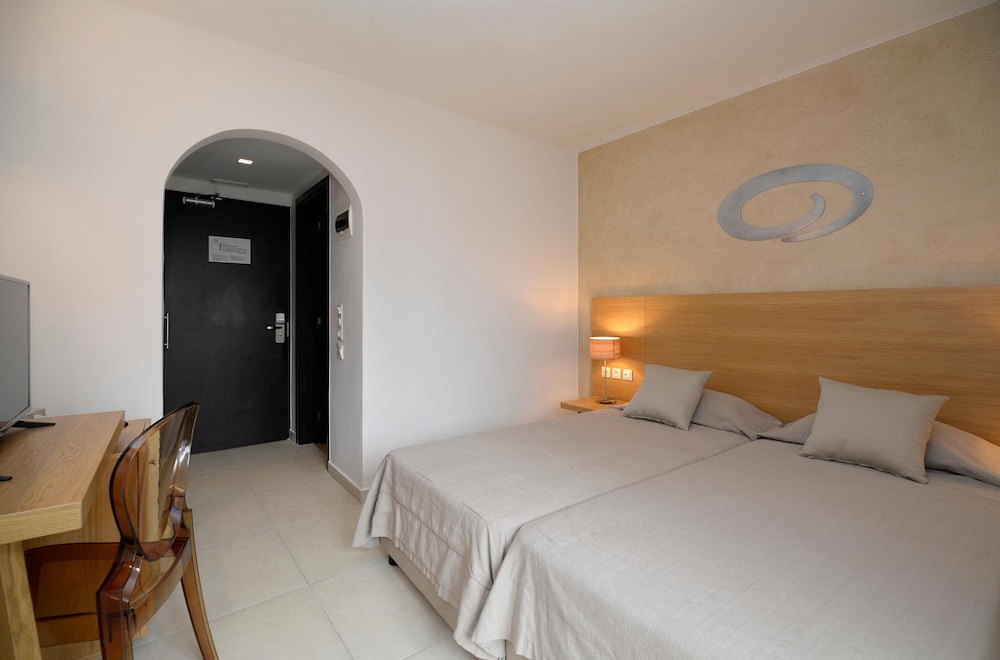 Golden Beach Hotel 17/49
