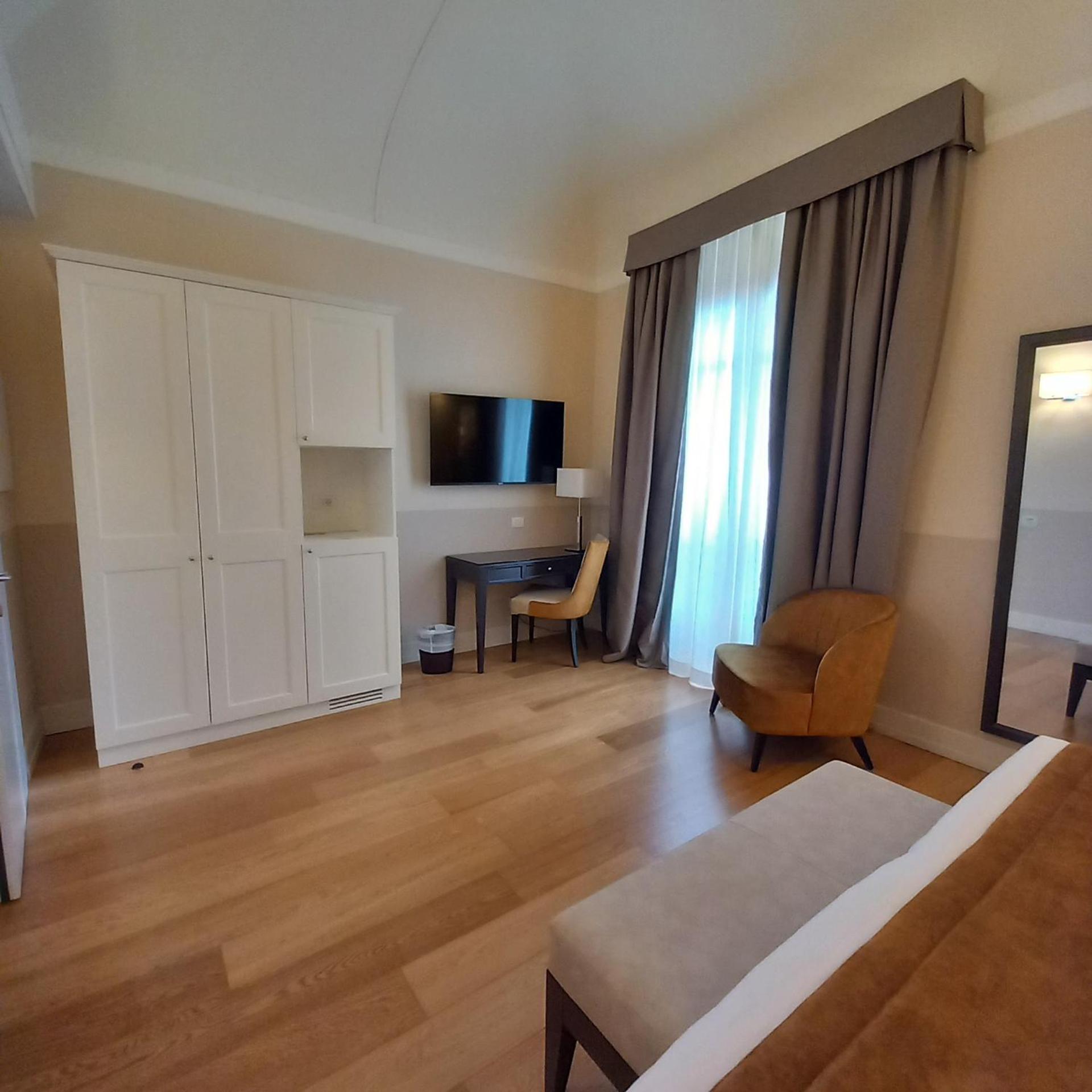 غرفة سوبيريور بسرير كوين، Palazzo San Lorenzo 3/6