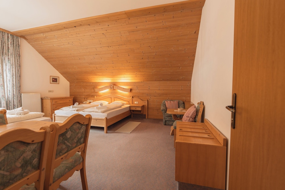 Gruberhof Hotel 27/47