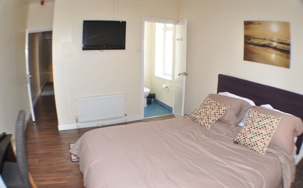 Olive Lodge Blackpool 12/29