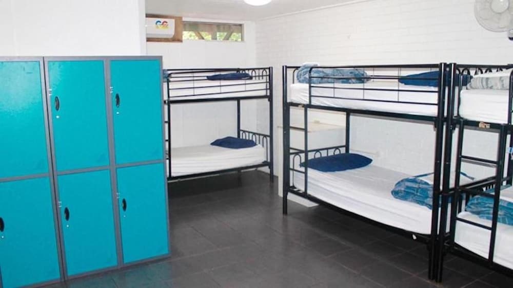 Nomads Noosa Youth Resort 28/60