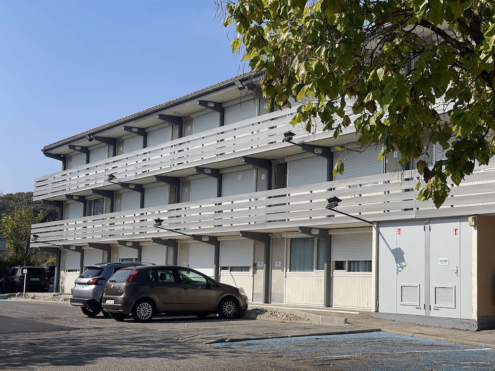 Kyriad Direct Montpellier Ouest Saint Jean De Vedas 48/55