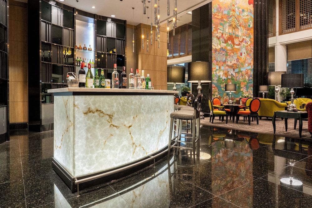 Century Park Hotel 6/48