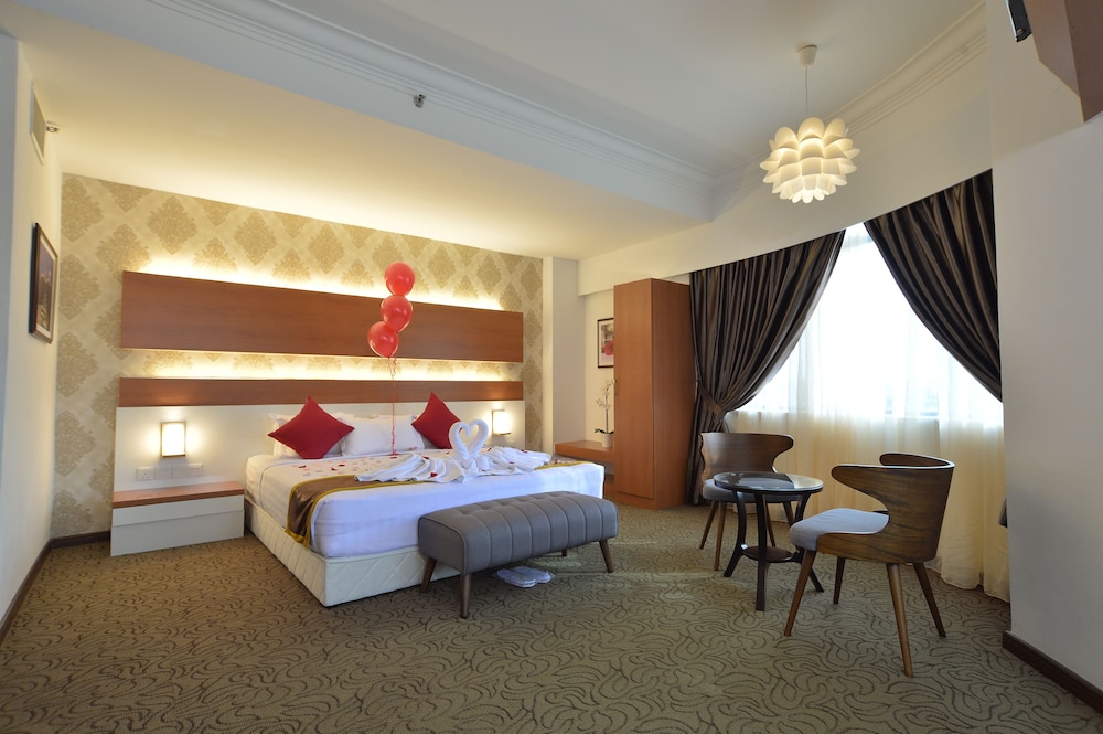 Mitc Hotel 25/65
