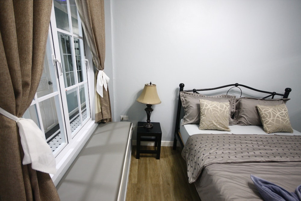 Sky Cottage 12/39