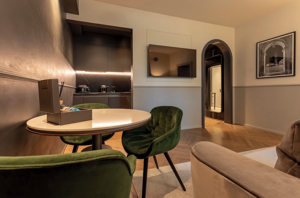 Luxury Apartments Palazzo Nani 19/22