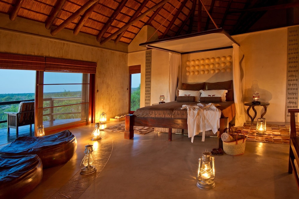 Makumu Private Game Lodge 22/50