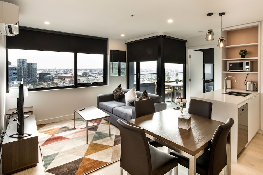 Spencer Street Apartments 31/41