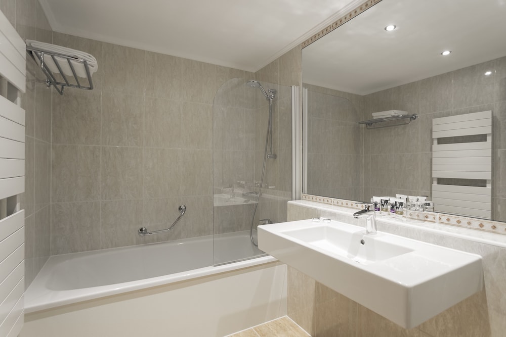 Mercure Luxembourg Kikuoka Golf and Spa 44/46