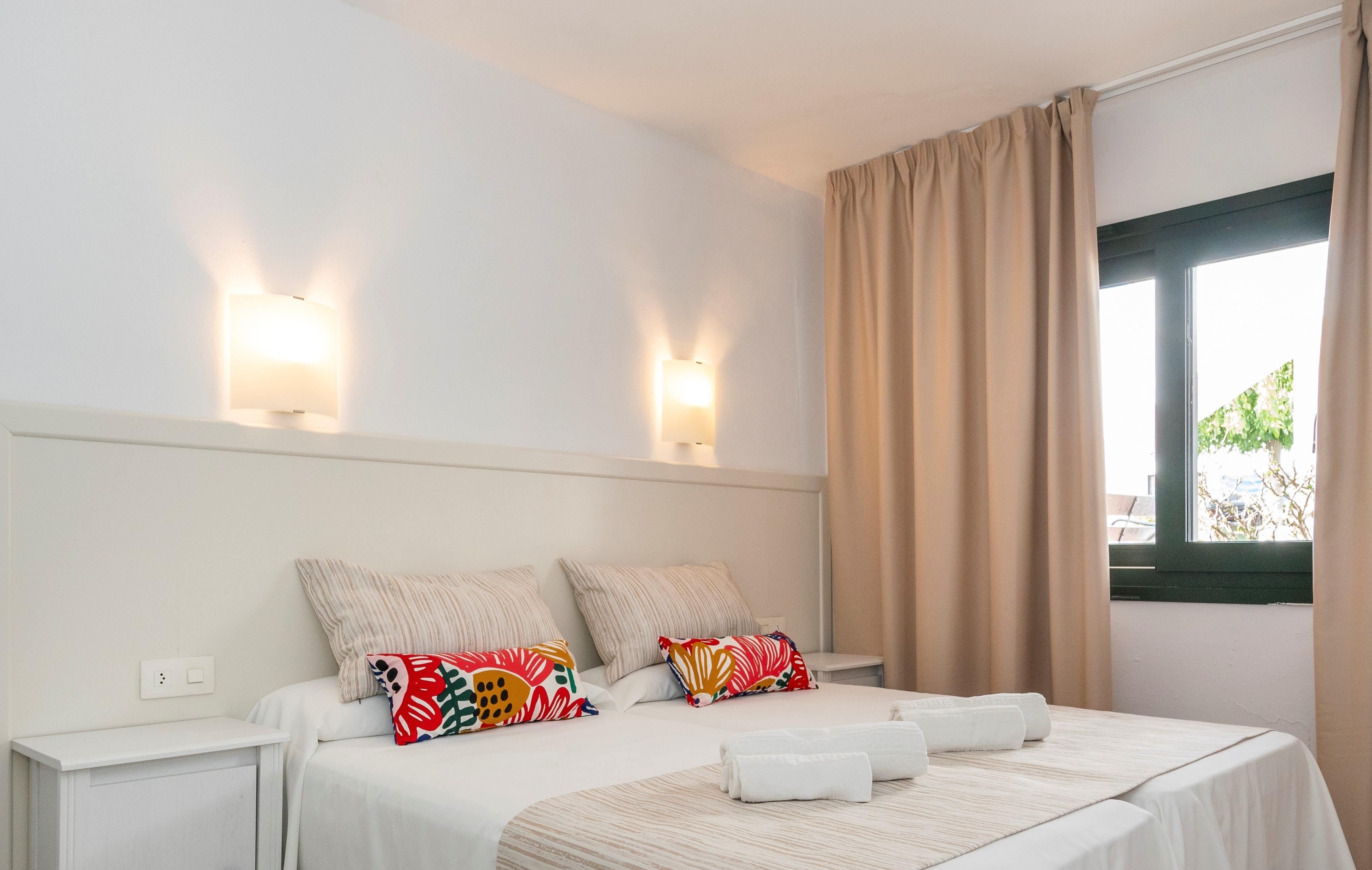 Apartment, Garden View, Balcony or Terrace