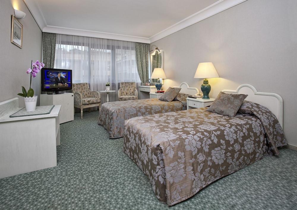 Apart Hotel Best 34/50