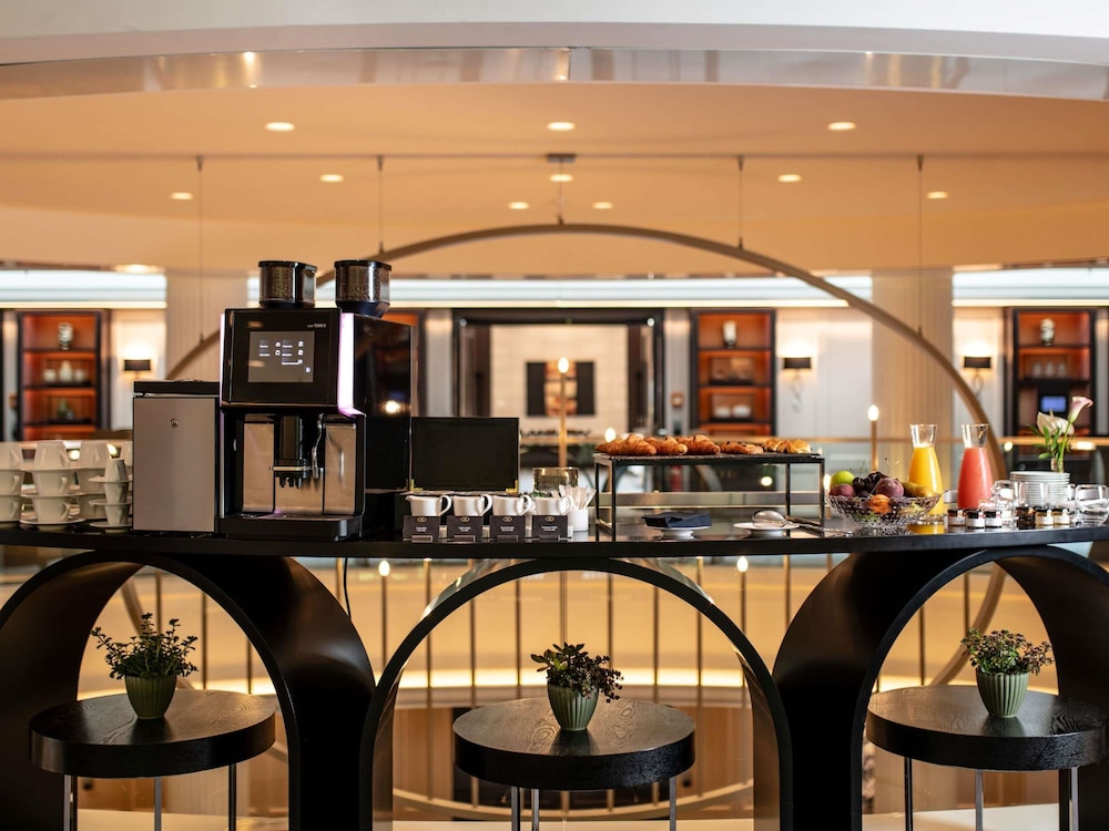 Sofitel Frankfurt Opera 56/75