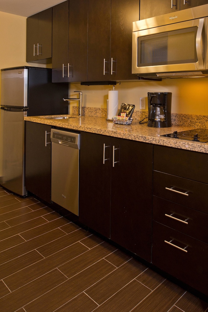 Marriott S Towneplace Suites Thunder Bay 33/41