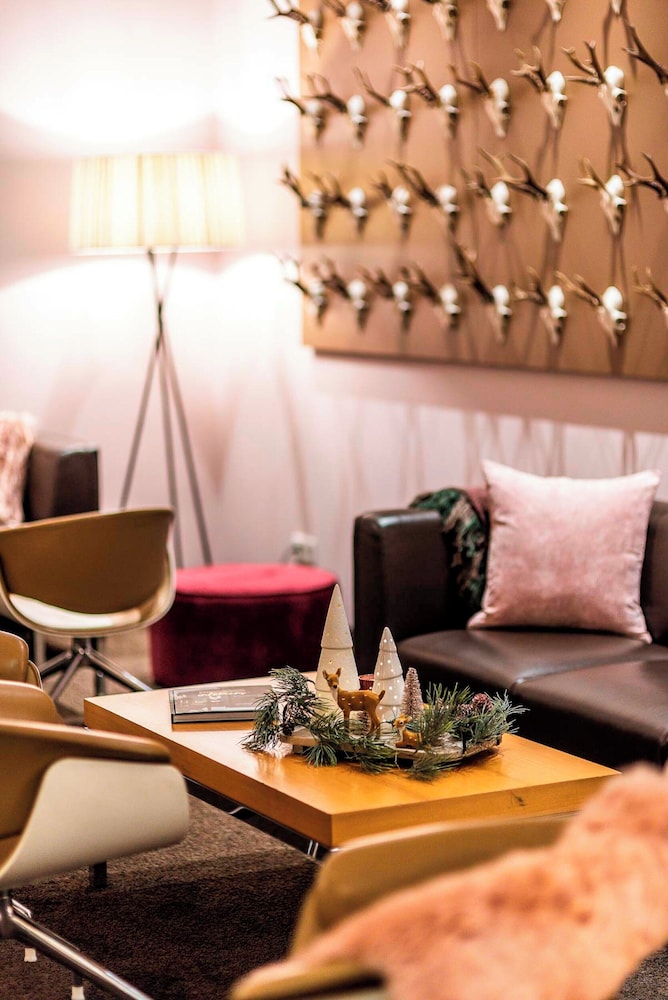 Boutique Hotel Atrium Munchen 44/64