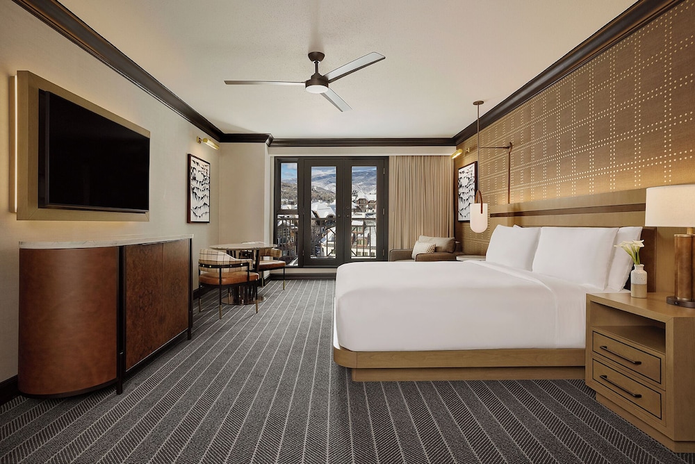 Pure, King Bed