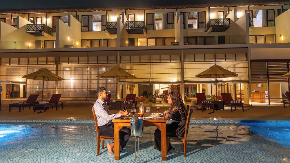 Grand Beach Wadduwa 33/42