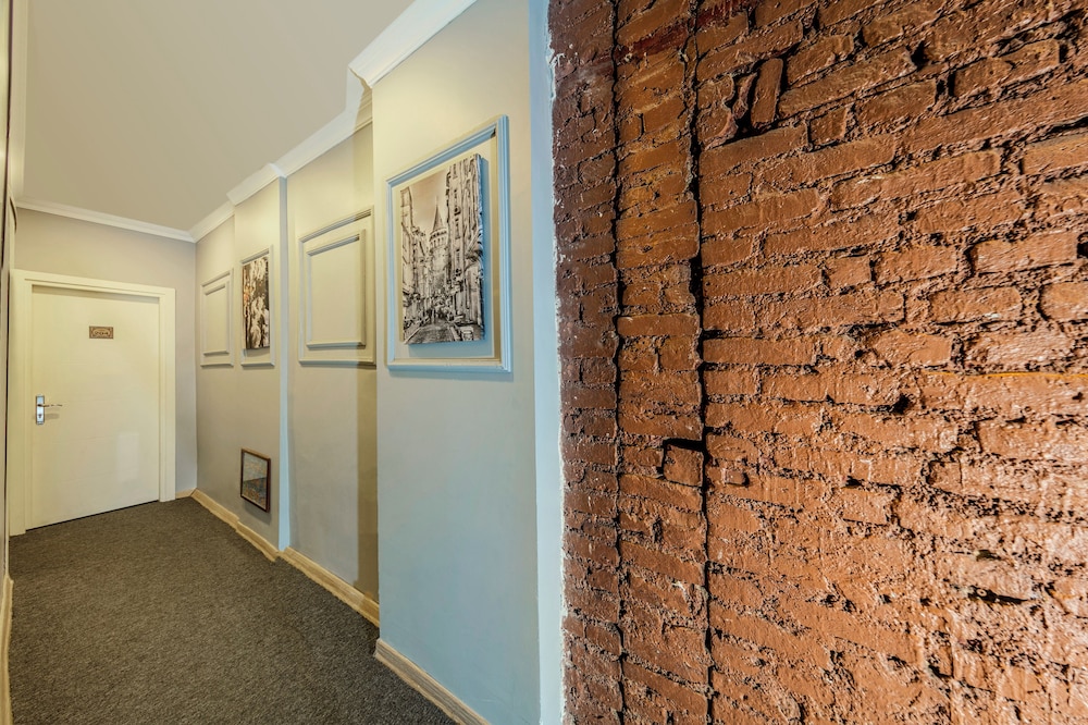 La Pera Suites 3/36