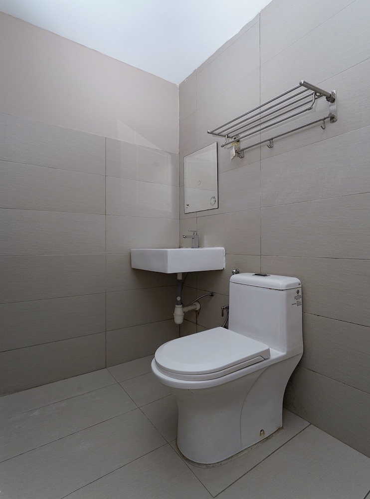 New Bangi Gateway Hotel 42/43
