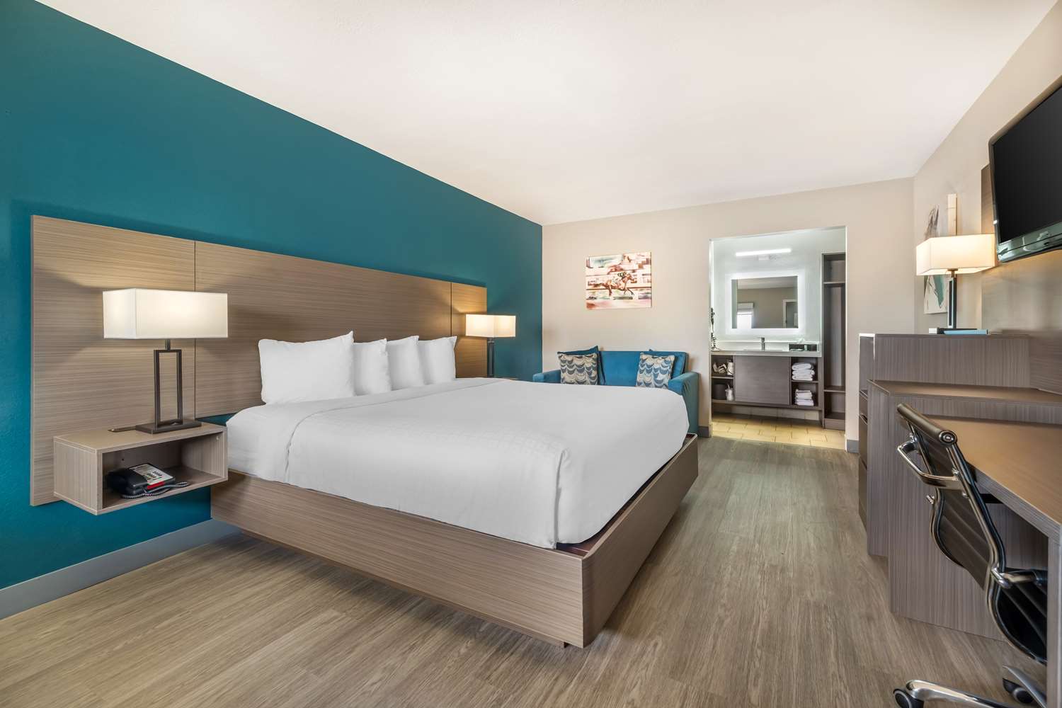 غرفة بسرير كينج لذوي الإعاقة، Best Western Green Tree Inn 2/4