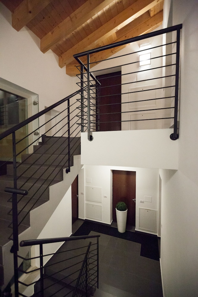 Urban Homy Gorizia 10/36