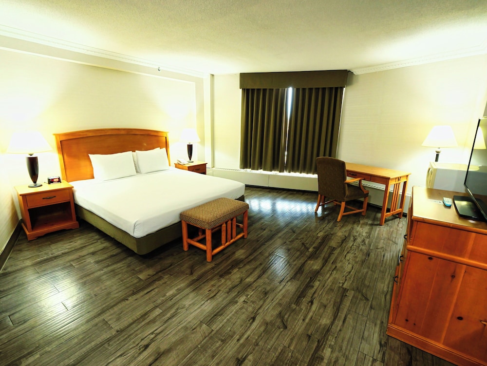 Continental Inn And Suites 14/50