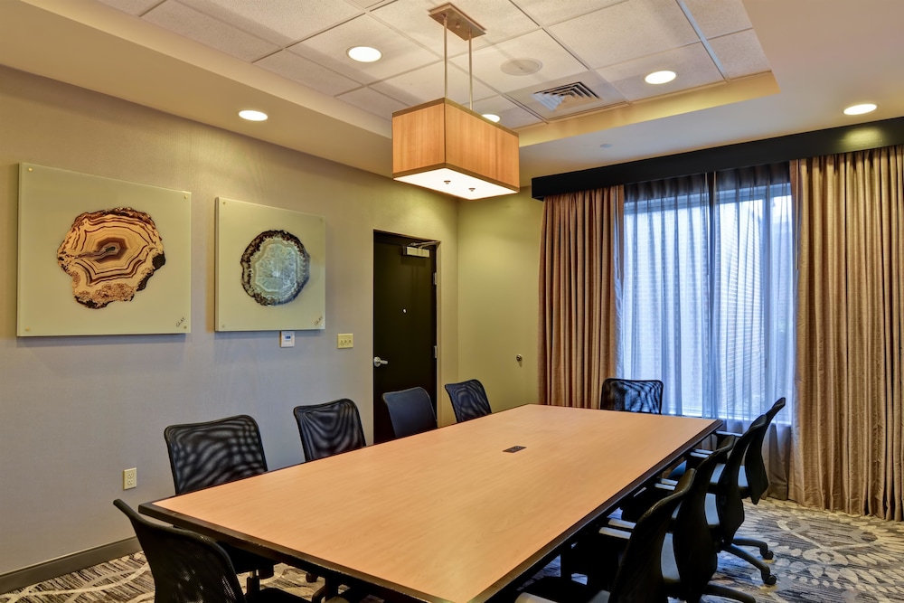 Doubletree By Hilton Baton Rouge 41/44