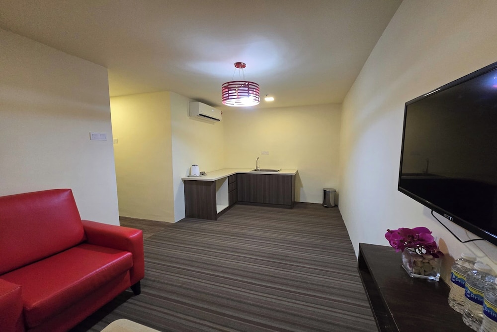 K3 Formosa Hotel 47/51