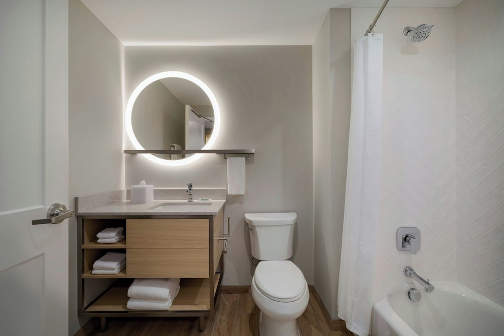Towneplace Suites By Marriott Lancaster, PA 37/41