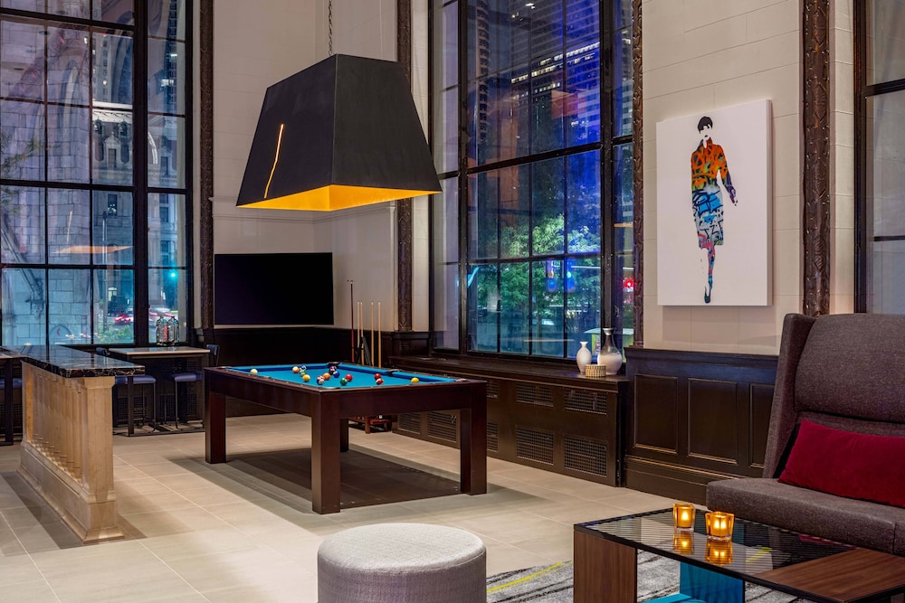 ALOFT PHILADELPHIA DOWNTOWN 7/36