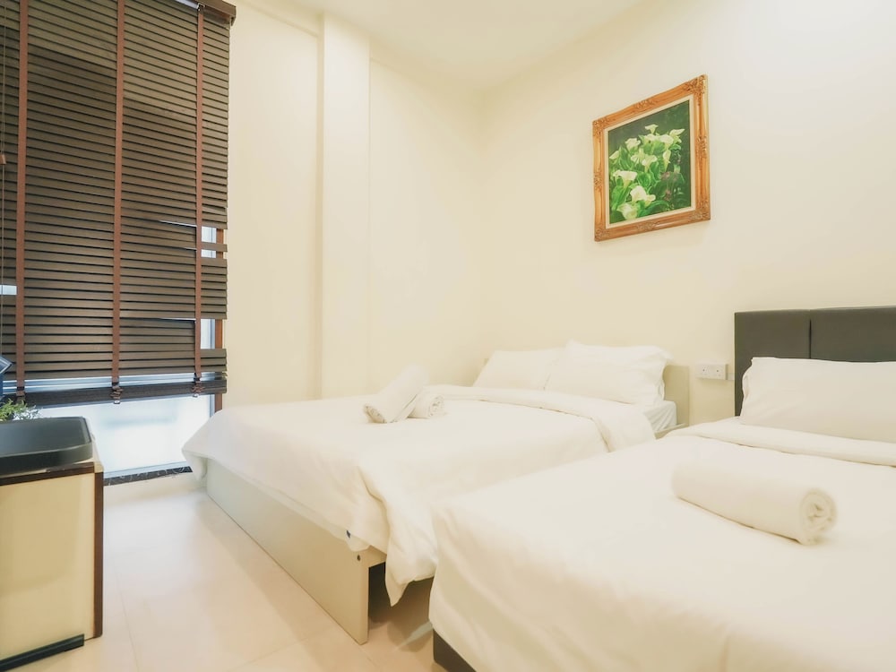 Asphodel Inn Singapore 25/65