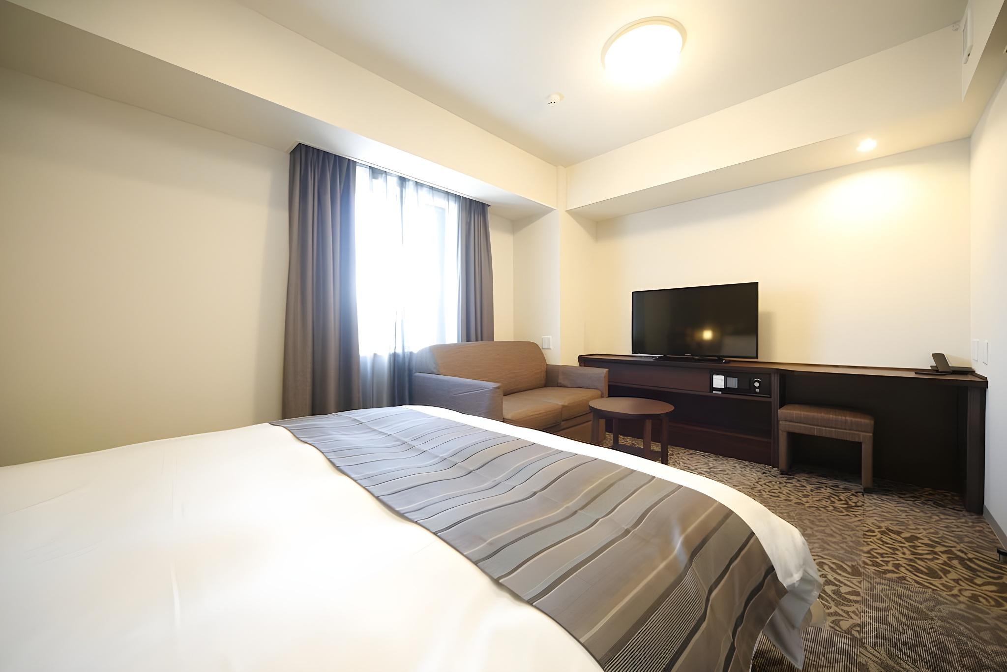 Standard, King Bed
