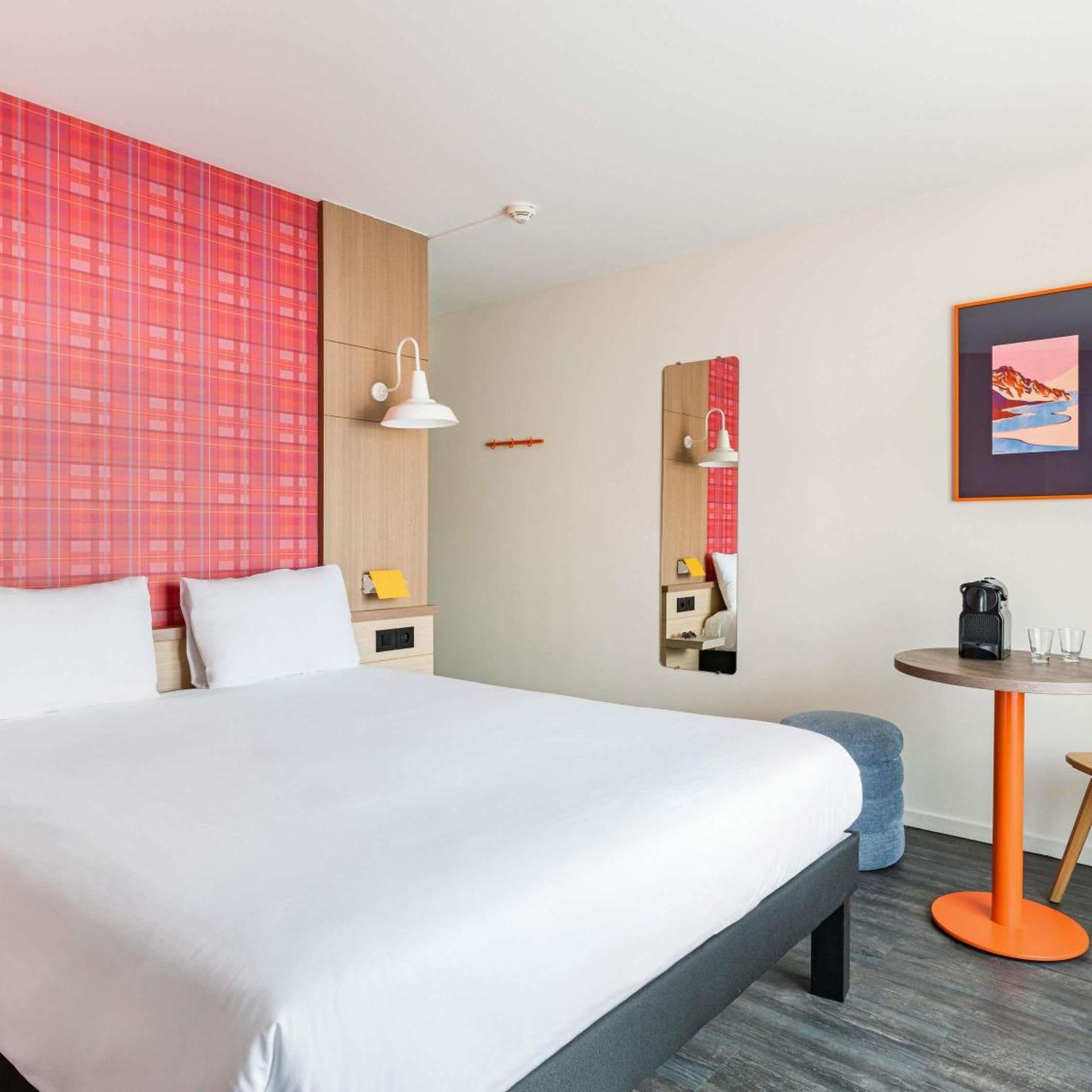 Classic, Single, Double Bed