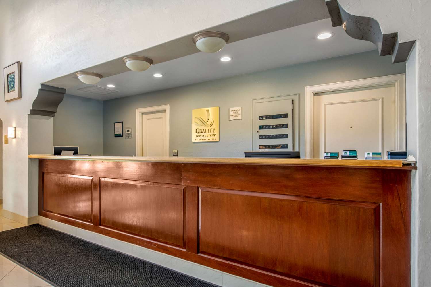 Quality Inn & Suites Jacksonville-Baymeadows 6/42