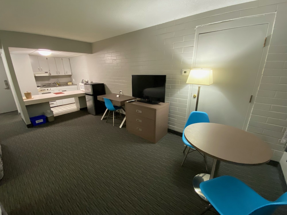 Travelodge by Wyndham Grande Prairie 23/46