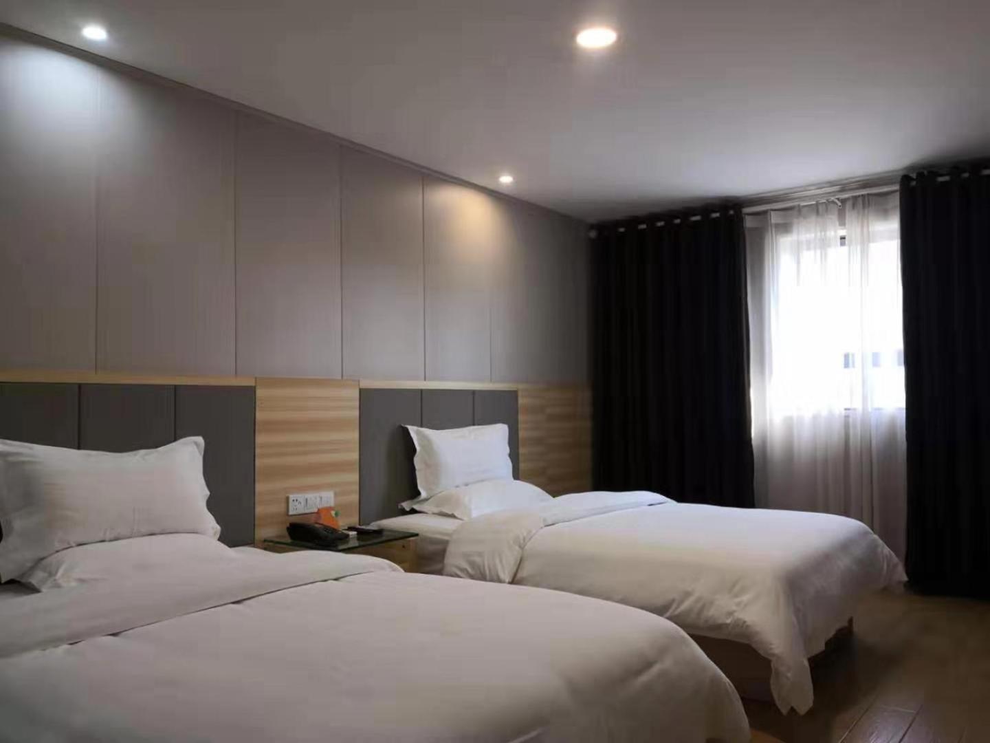 7 Days Inn (Changsha Yinpenling Liugoulong Metro Station) 17/44